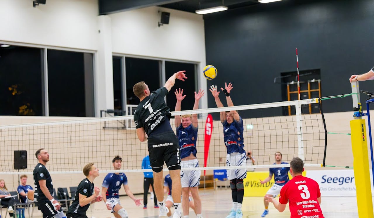 Grundsolides Spiel von Enervigo