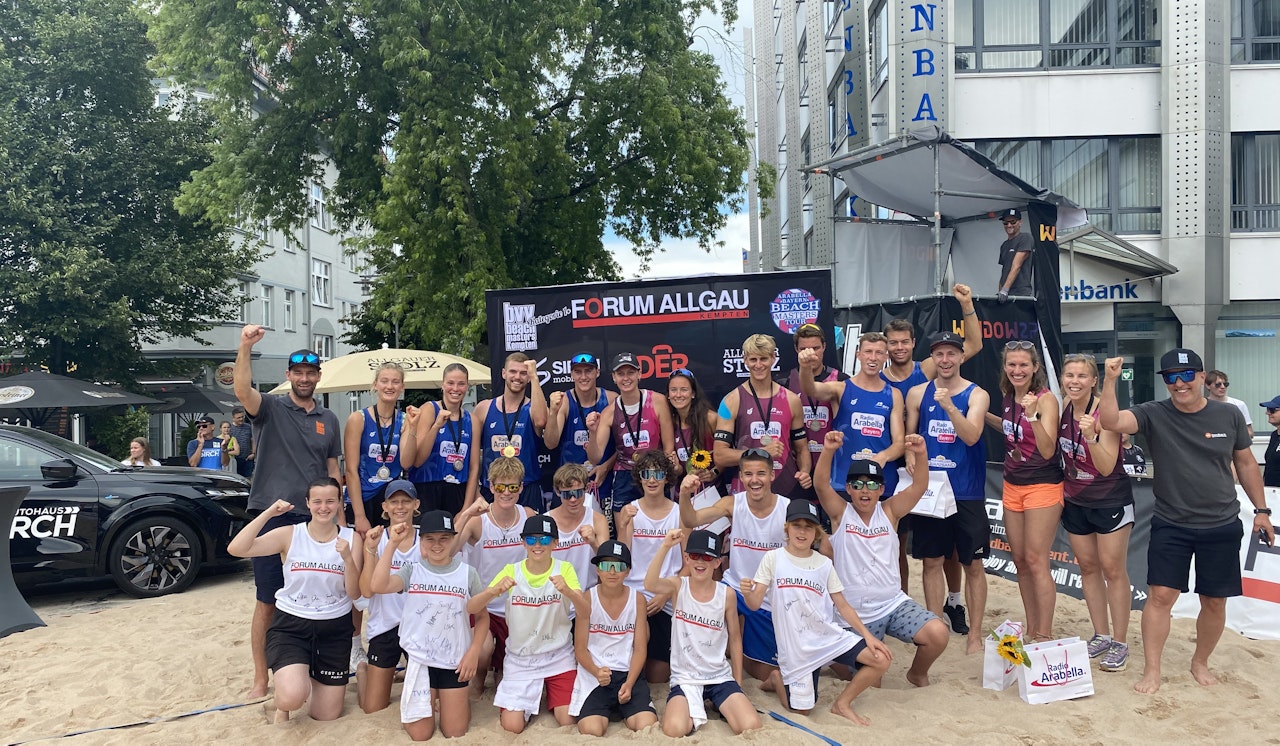 Rheinländer triumphieren auf der Copacabana des Allgäus