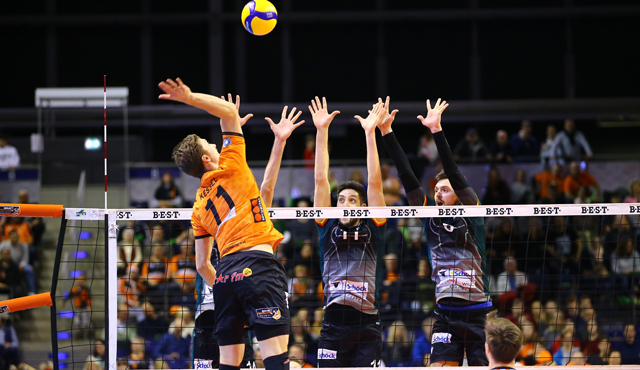 Nach 743 Tagen wieder Pokal im Volleyballtempel