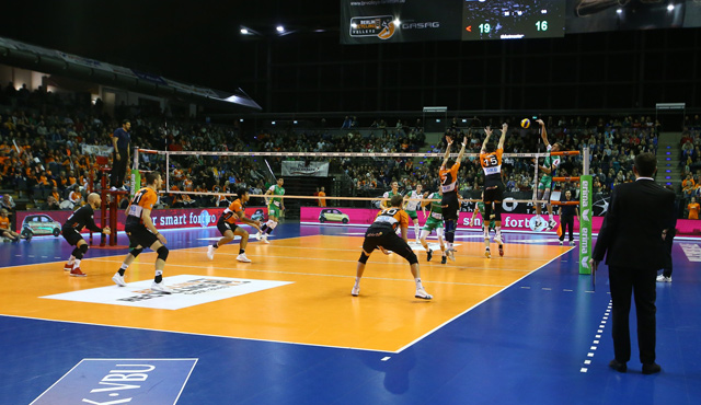 Es „russellt“ im Volleyballtempel