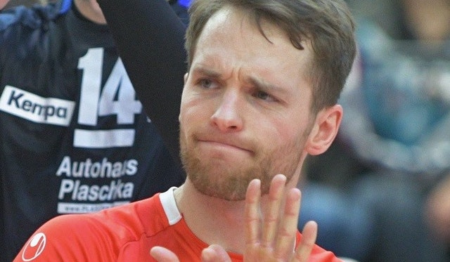 Libero geht mit junger Familie