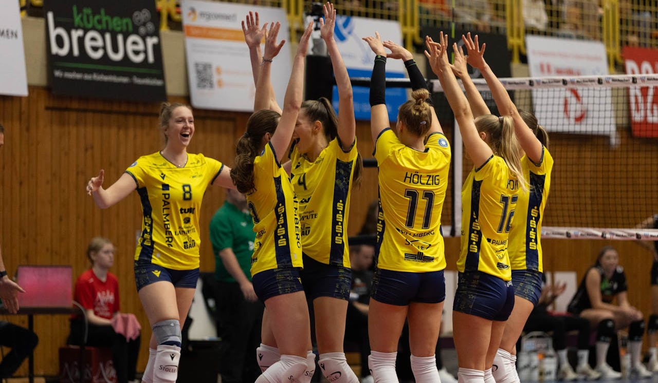 SSC empfängt Ladies in Black Aachen