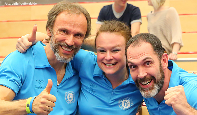 VC Wiesbaden: Aufschlussreiches Trainingsspiel beim Pokalsieger – VCW-Playoff-Bart wächst