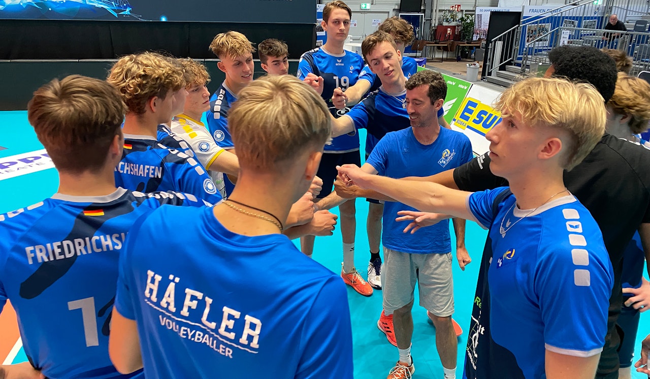 YoungStars starten gegen Leipzig