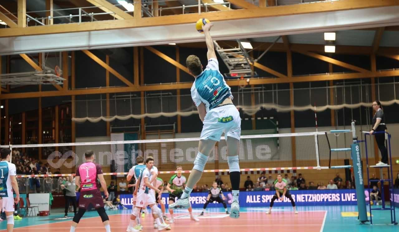 Charlie Peters verlässt die Netzhoppers