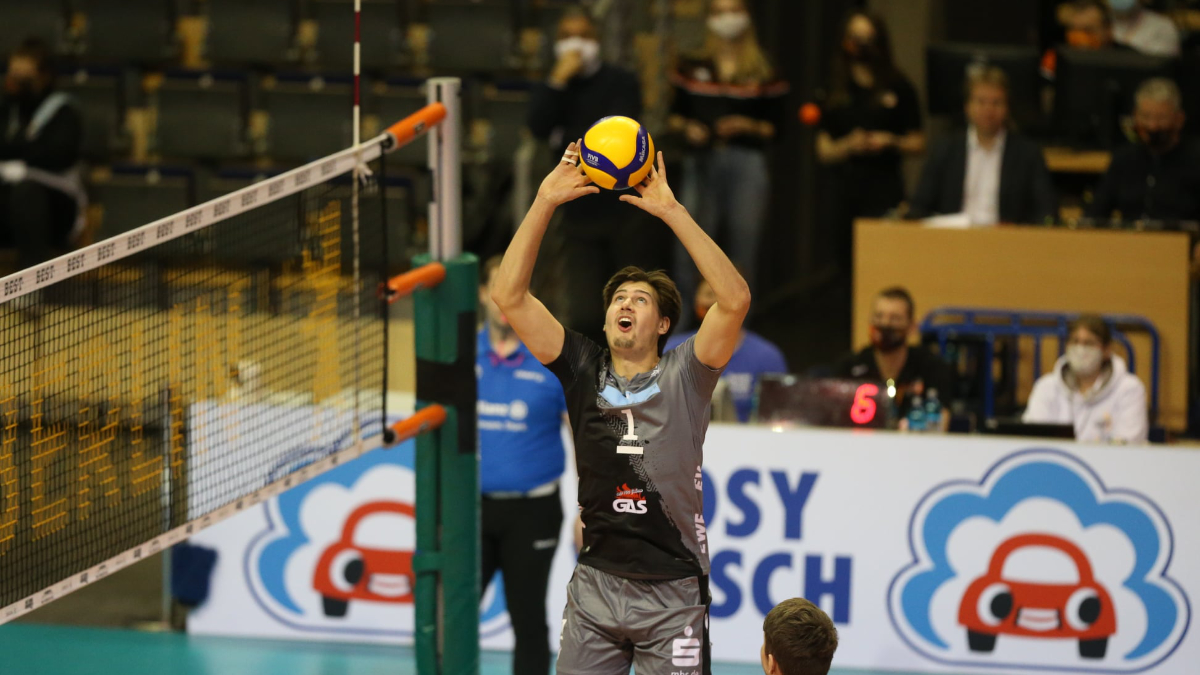 Netzhoppers verabschieden Byron Keturakis