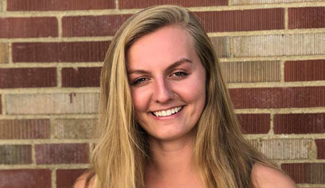 Sara Davis verstärkt den Mittelblock der proWIN Volleys