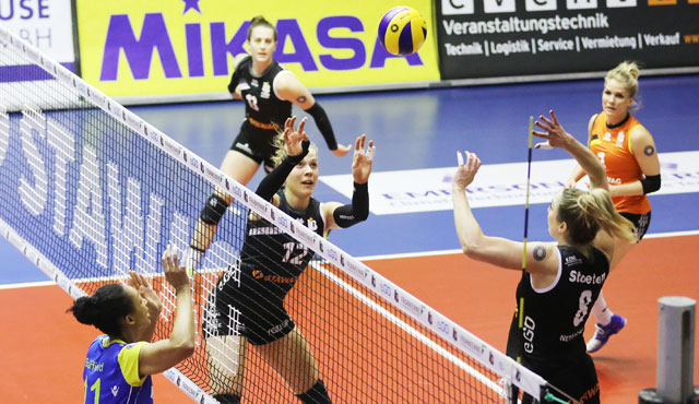 Die Ladies geben bei 0:3 alles aber finden in Schwerin ihren Meister
