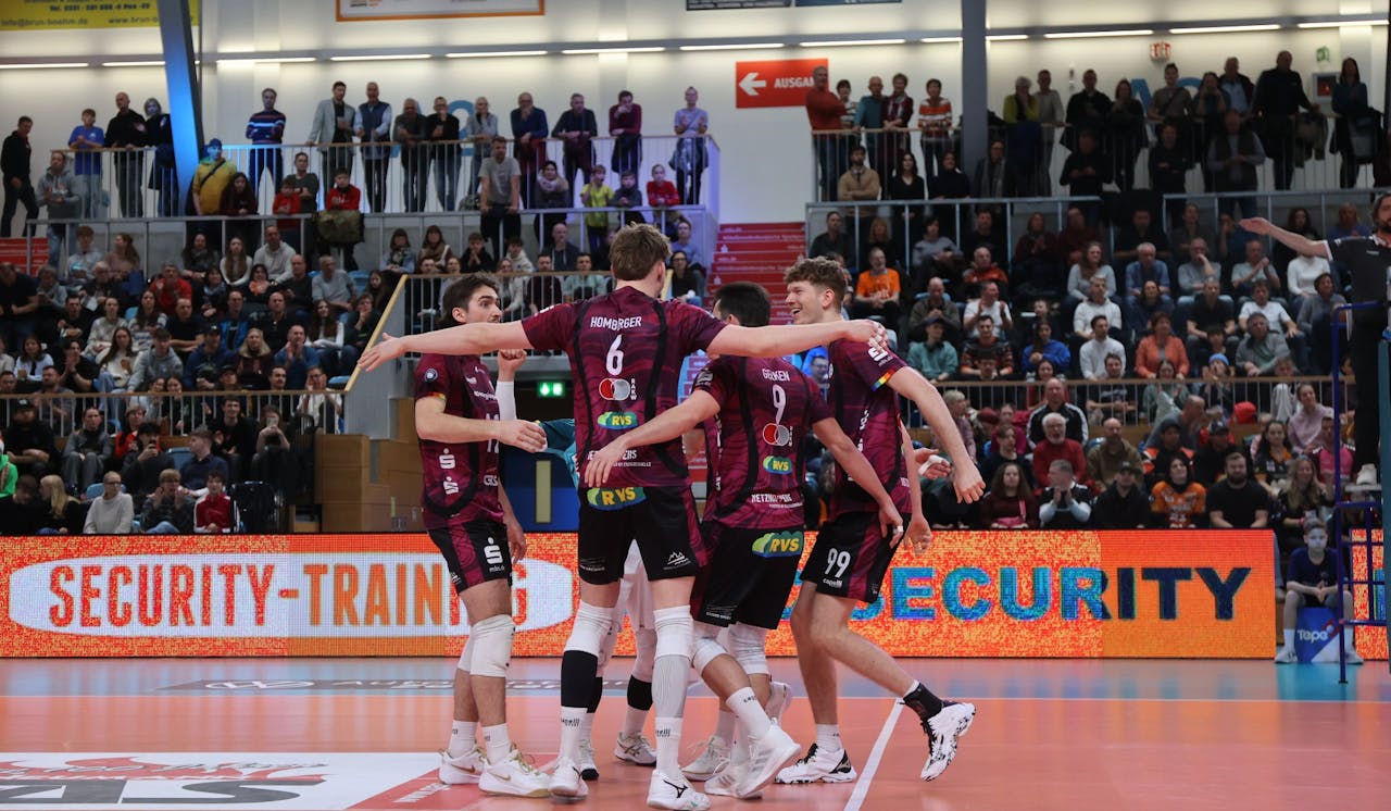 Netzhoppers vor letztem Spiel des Jahres
