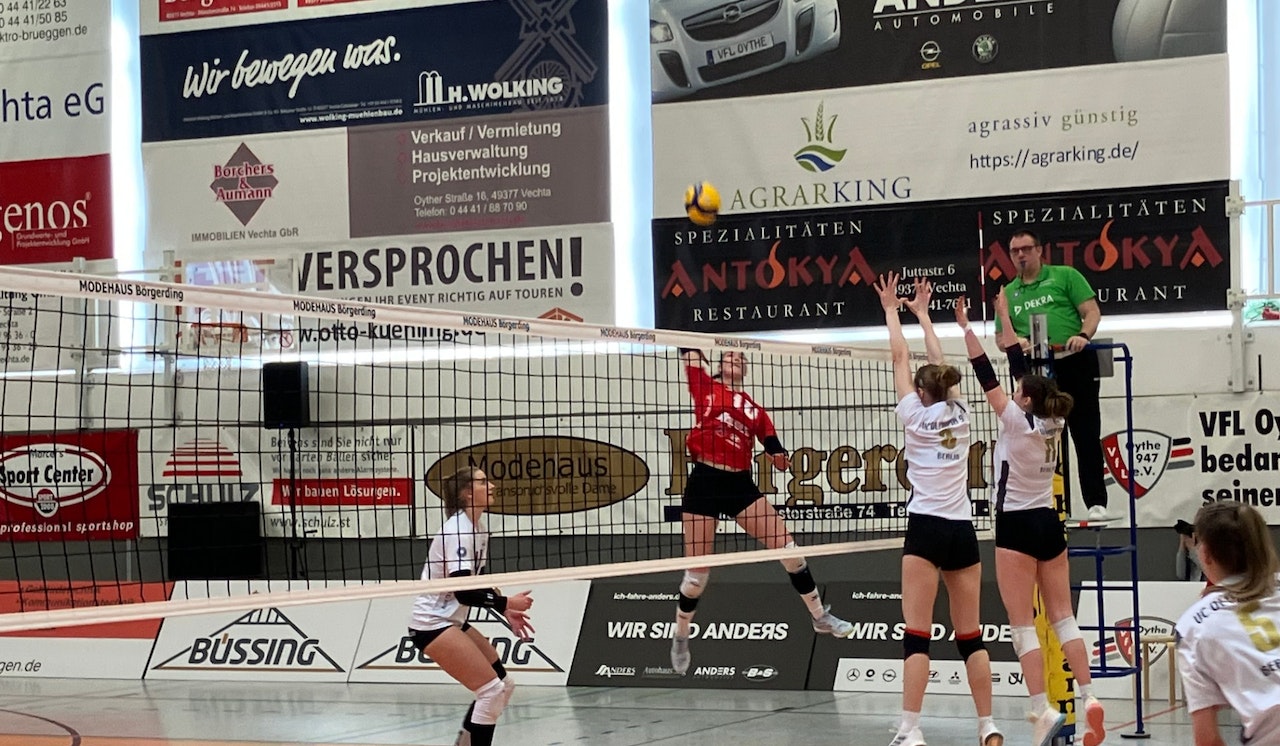 Oythe gewinnt das Spiel gegen VCO Berlin