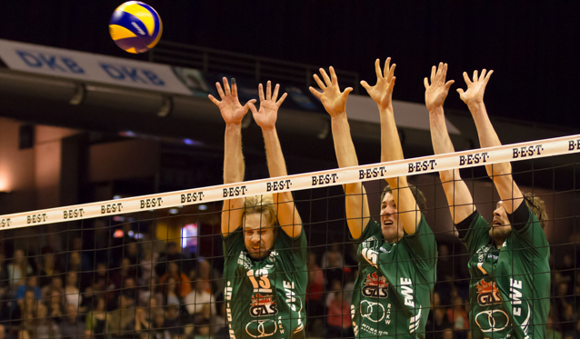 NETZHOPPERS starten ins Playoff-Derby