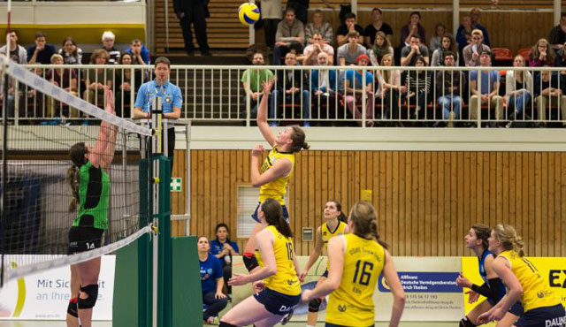 Perfekter Saisonauftakt für DSHS SnowTrex Köln-Volleyballerinnen