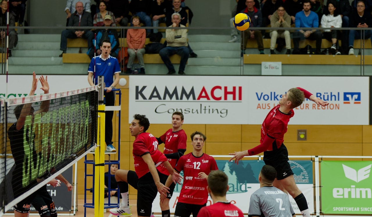 Derby Time im Tollhaus