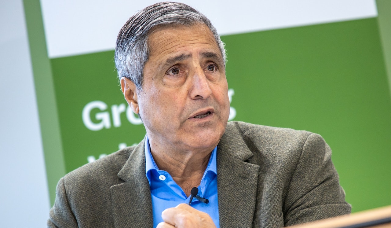 Niroomand: „Ein gewaltiger Schuss vor den Bug“