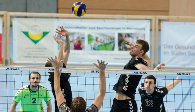 Pirates verlieren den Kampf im Ostderby