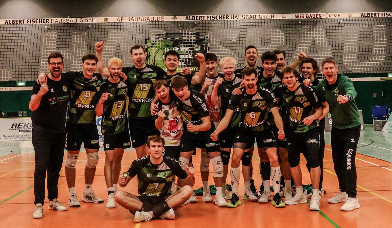 SUPERZWEITE gewinnt ihr Heimspiel mit 3:0