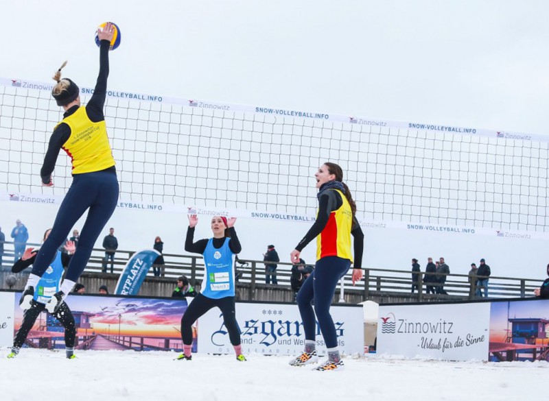Snow-Volleyball-Premiere: 1. Deutsche Meisterschaft in Winterberg