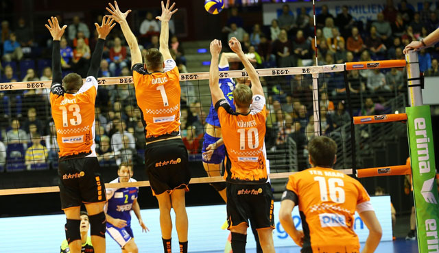 Spitzenspiel im Volleyballtempel