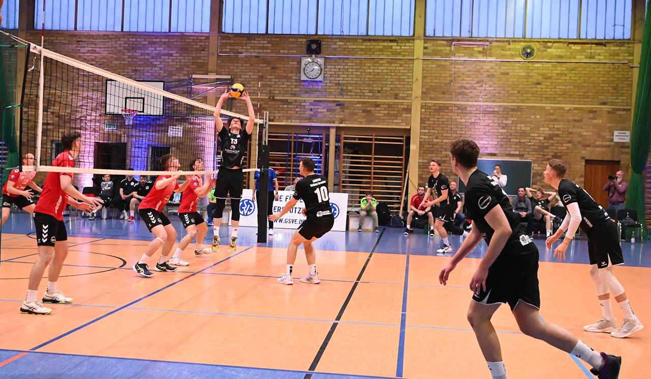 RAMFIRE Volleys gewinnen alle 4 Derbys