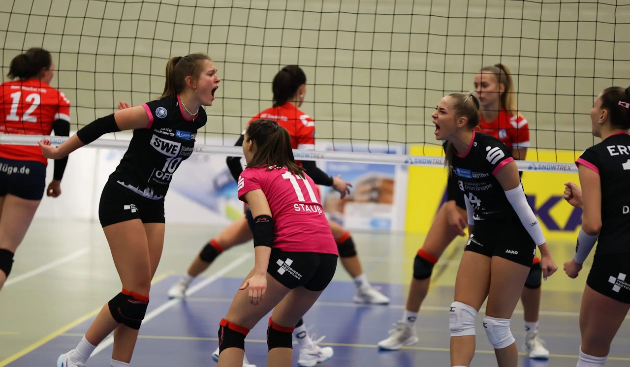 DSHS SnowTrex Köln verlangt dem Meister Erfurt alles ab
