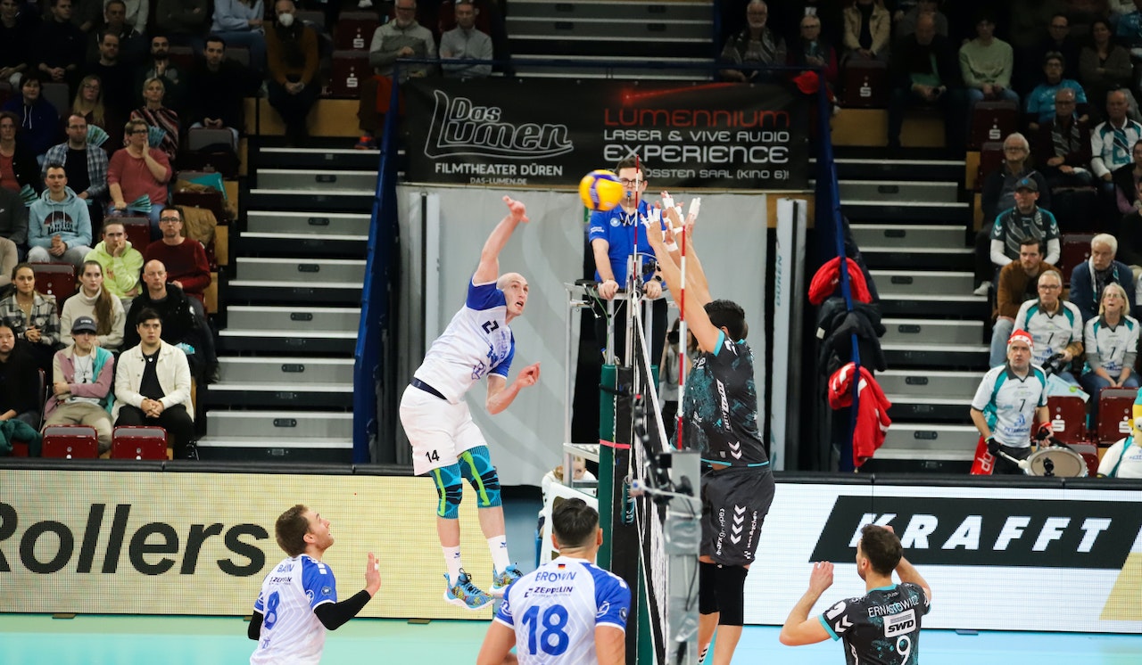 Der Traum von der Titelverteidigung endet in Düren – Friedrichshafen unterliegt im Halbfinale
