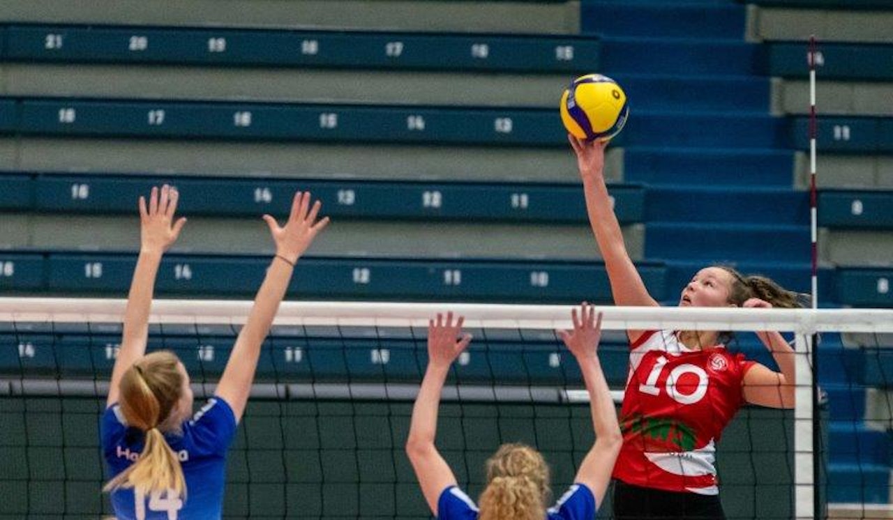 Amelie Strothoff bei den Deichstadtvolleys