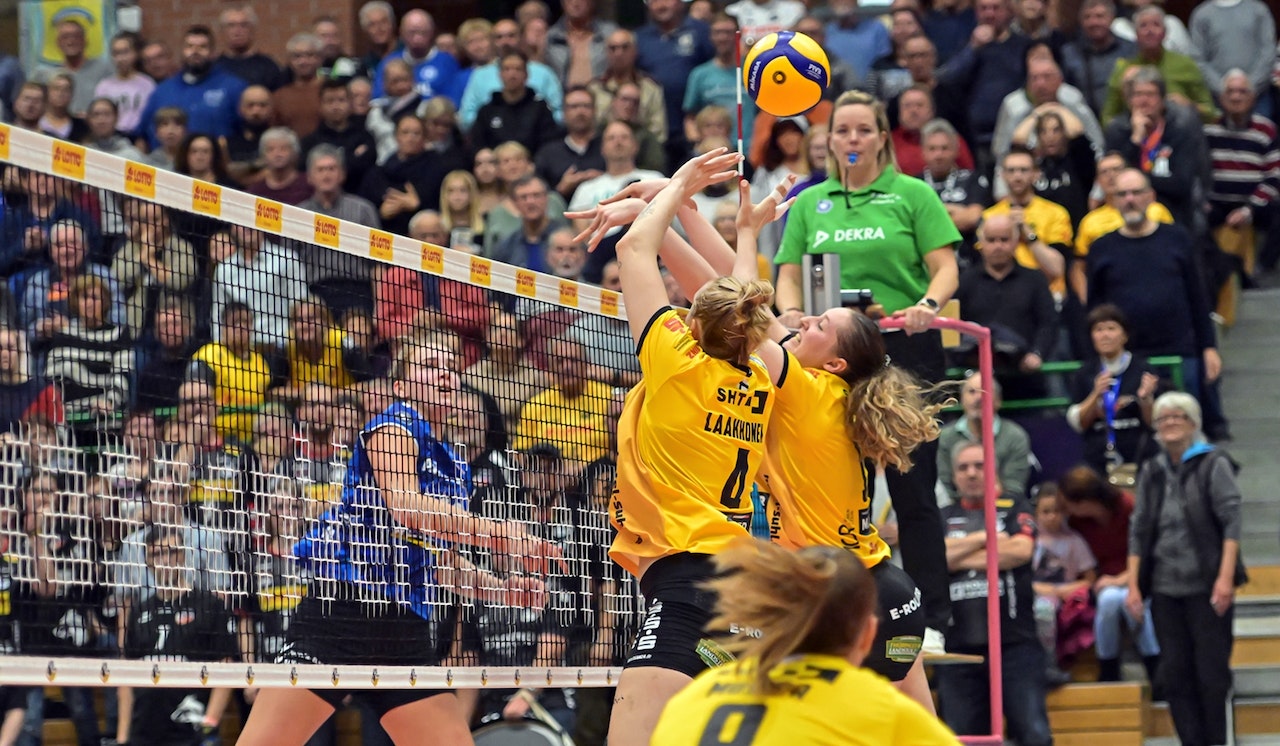 Suhler Wölfe zwingen Stuttgart in Tiebreak