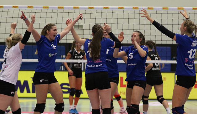Volleyball-Team Hamburg feiert Sieg der Moral