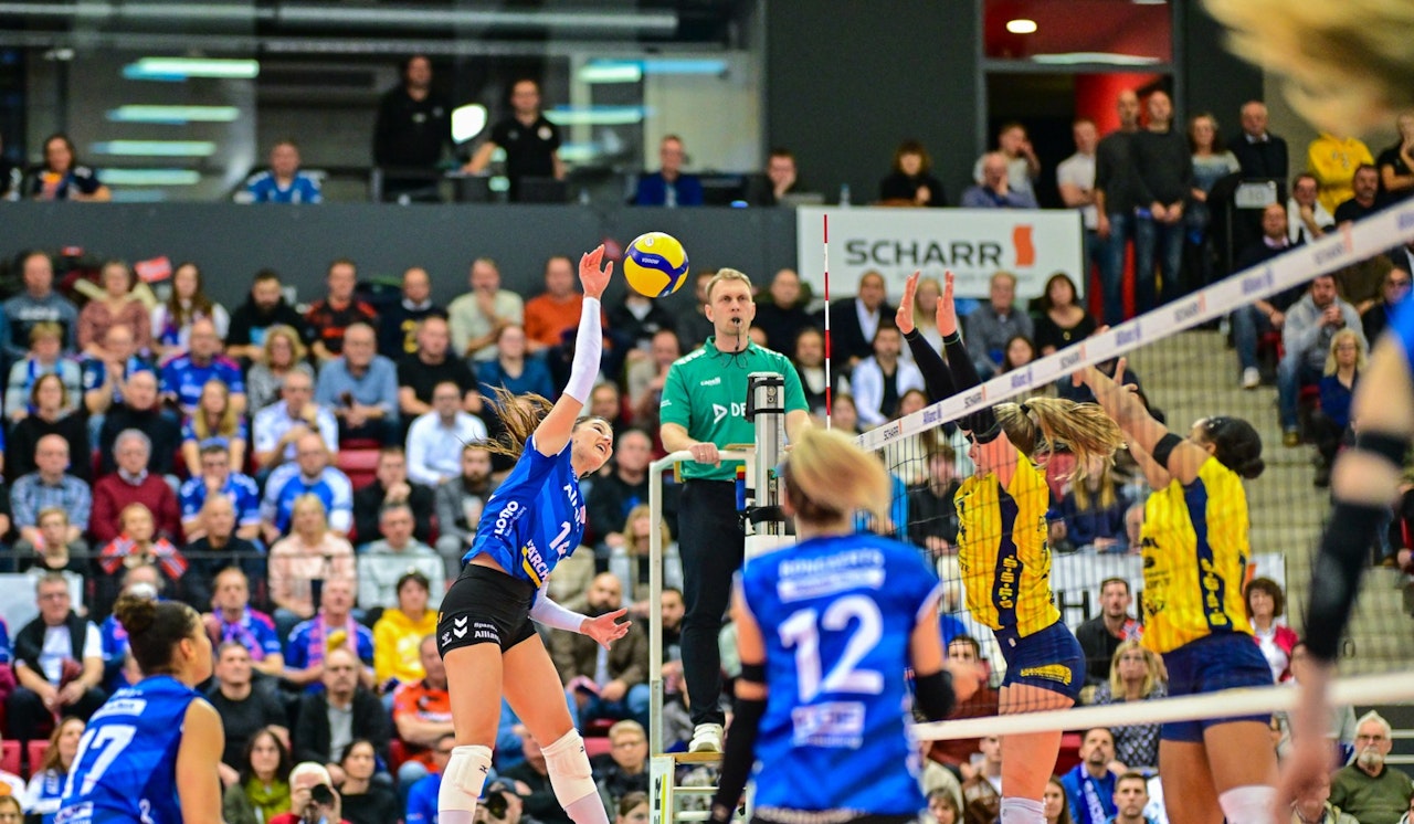 Der erste Akt im Final-Duell