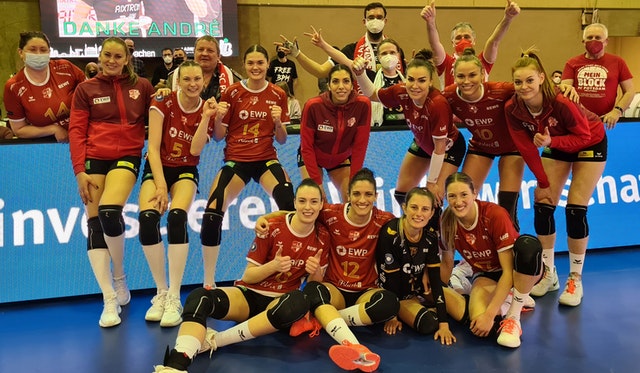 Potsdam besteht im Hexenkessel