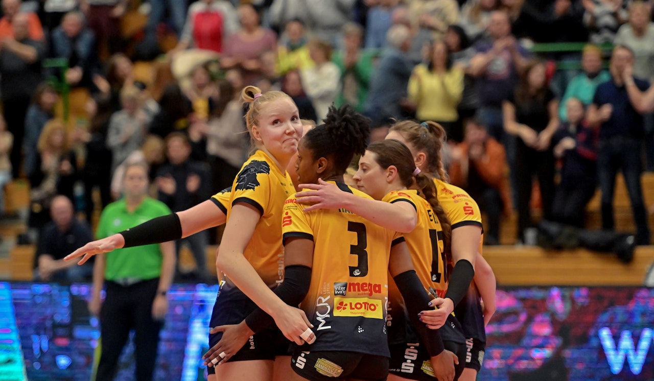 Suhler „Wölfe“ bissiger als Neuwied