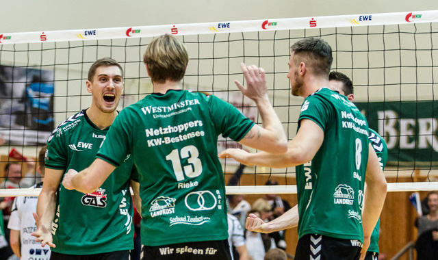 Netzhoppers überragen beim 3:0-Heimsieg mit Neuzugang