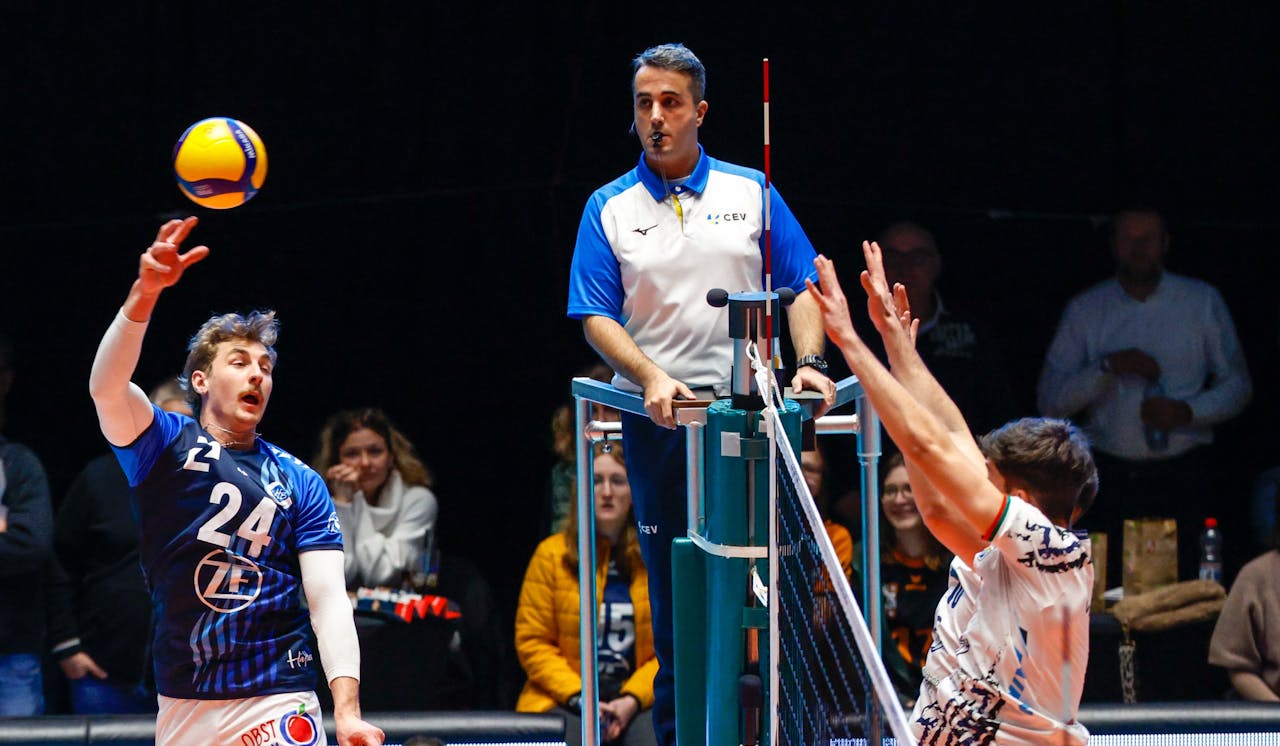 Achtelfinale erreicht – Friedrichshafen gewinnt Krimi im Golden Set