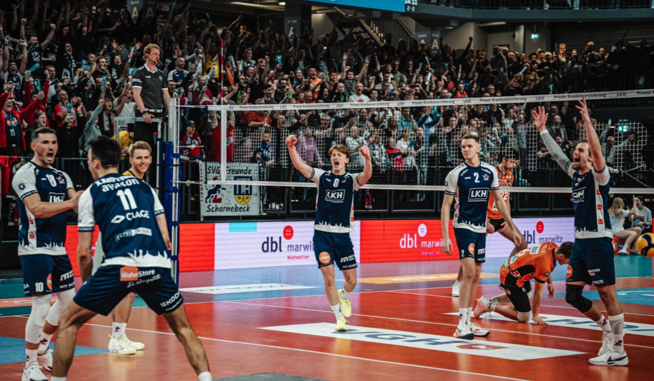 SVG sichert mit Tiebreak-Erfolg gegen Berlin Platz 2