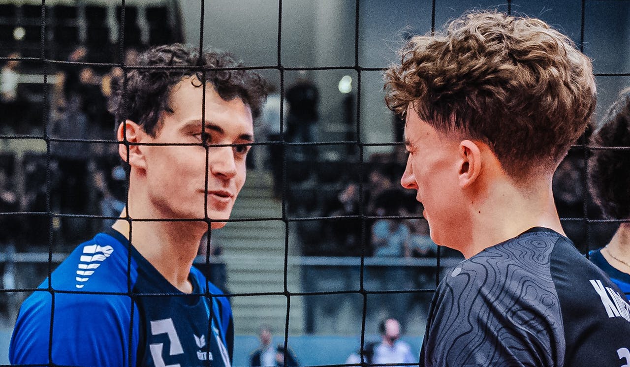 Friedrichshafen-Match mit zwei Brüdern am Netz