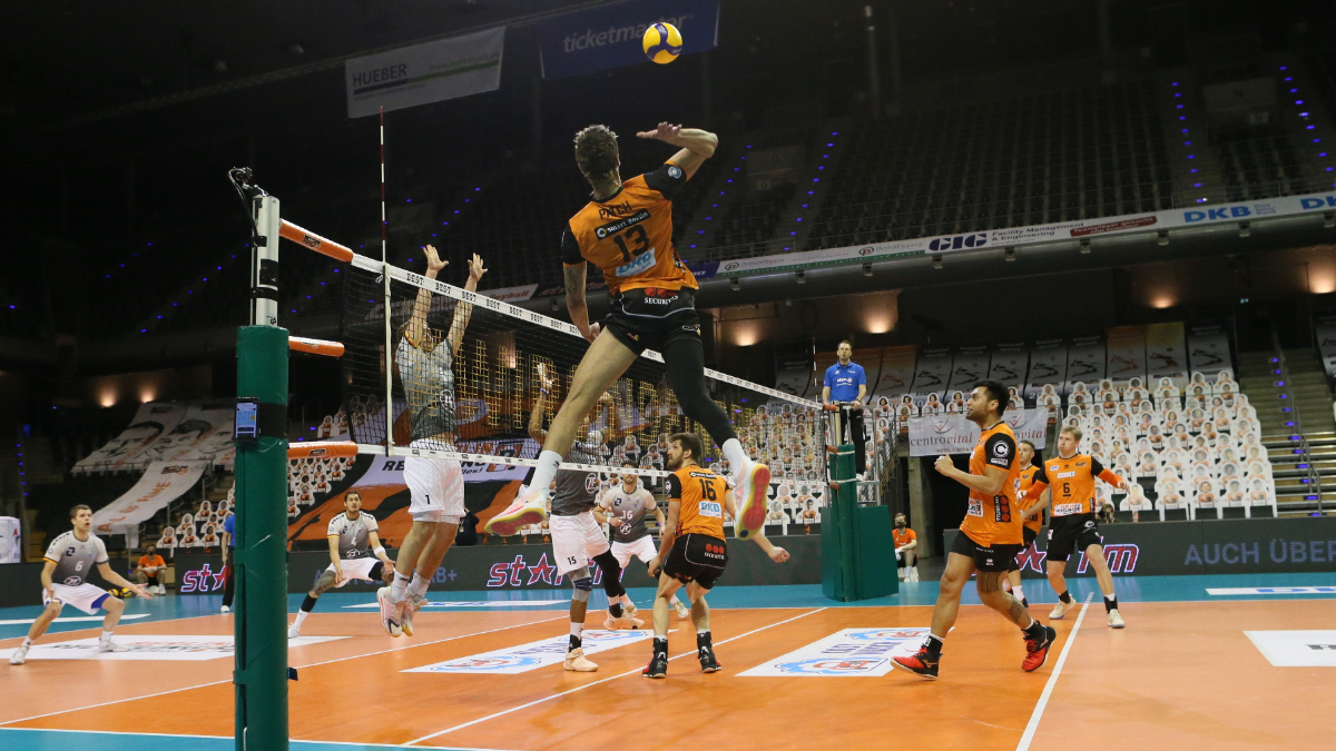 Friedrichshafen gewinnt in Berlin