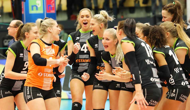 Ladies in Black schaffen Sensation