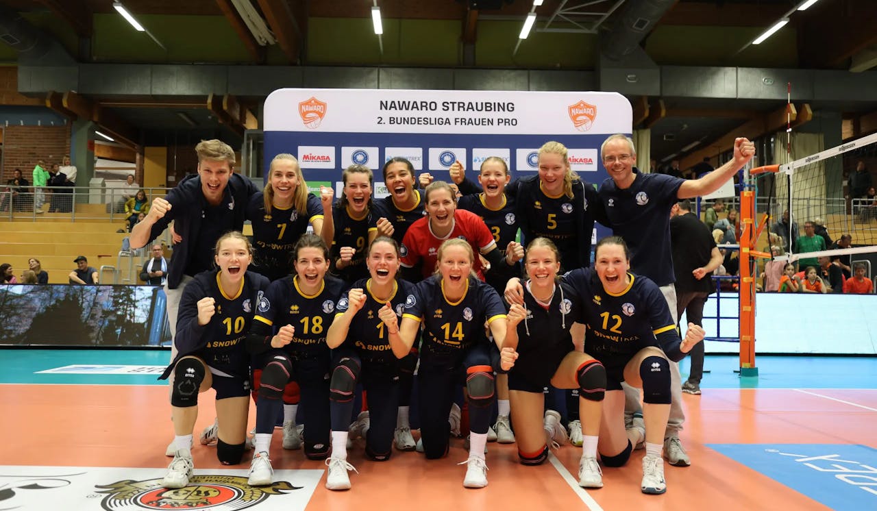 DSHS SnowTrex Köln gewinnt gegen den Tabellenführer NawaRo Straubing im Tiebreak