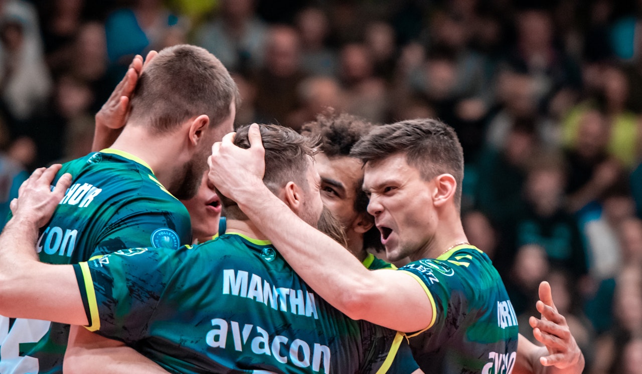 GRIZZLYS gewinnen 3:0 gegen CEV-Finalisten