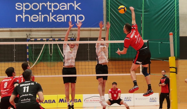 Moerser „Adler“ wie erwartet dominant
