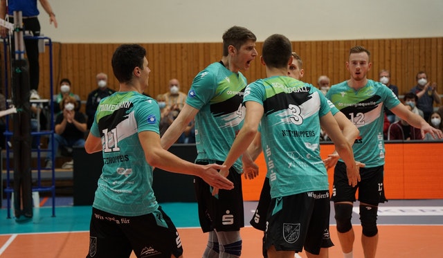 Netzhoppers empfangen Herrsching