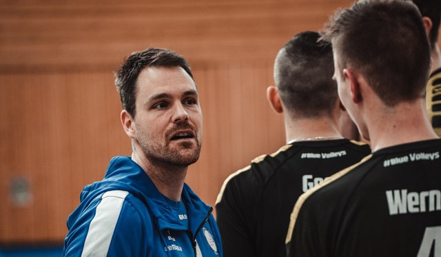 Trainingsauftakt für die Blue Volleys