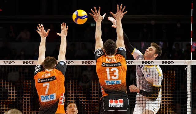 Friedrichshafen siegt erneut nach Comeback