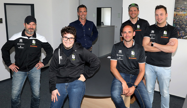Sowohl der Cheftrainer als auch der Geschäftsführer haben ihr Team zusammen