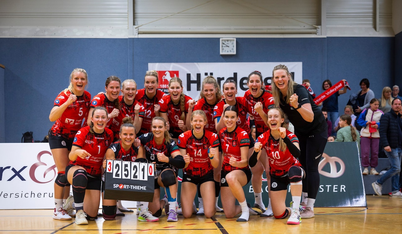 3:0 Sieg vor gefüllten Reihen