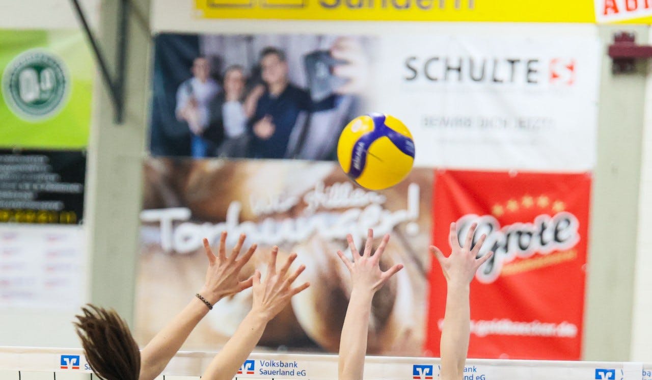 Dramatischer Fünfsatz-Krimi am Sorpesee