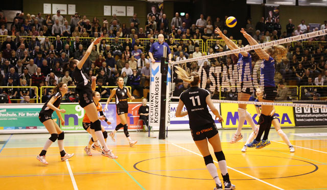 Ladies in Black: mit vollem Risiko gegen den Meister und Pokalsieger
