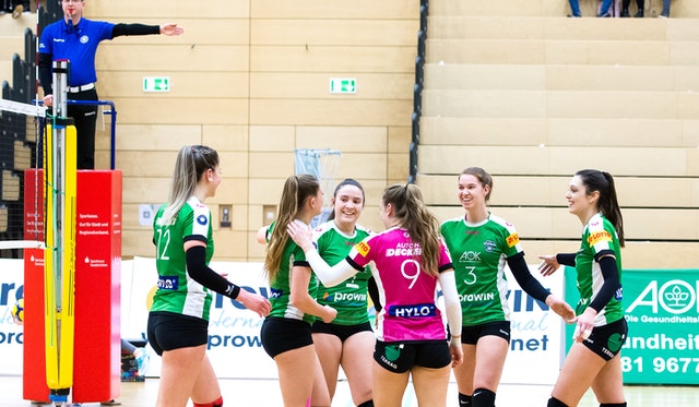 TV Holz behält im Tiebreak die Nerven