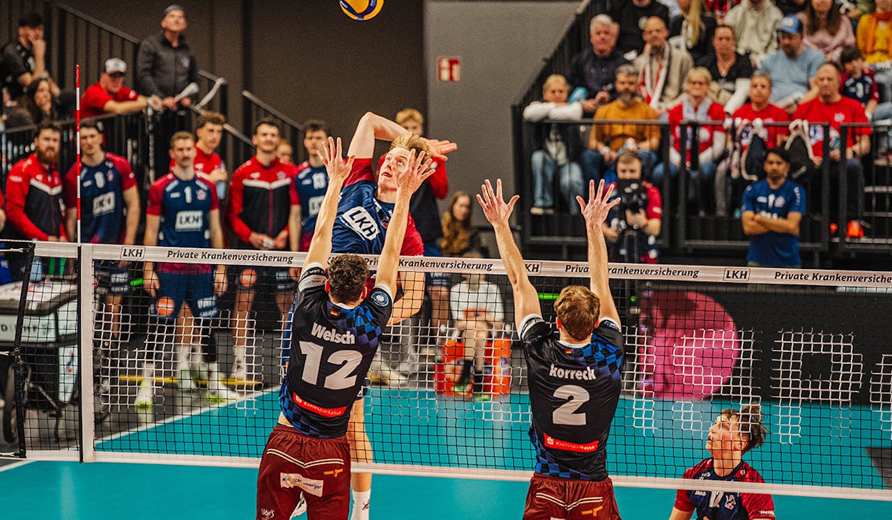 SVG prescht mit Playoff-Power vor