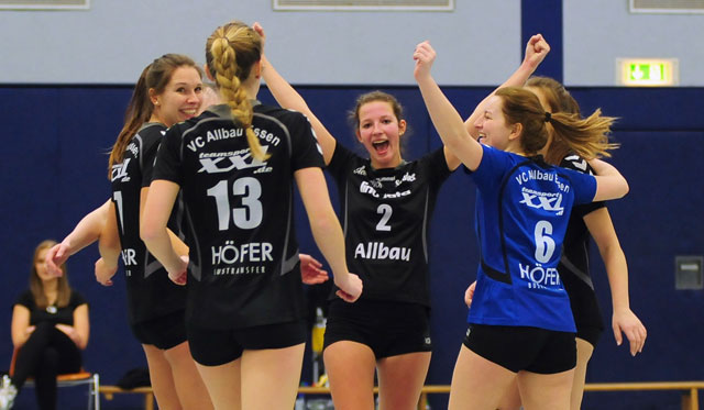 Deutlicher Auswärtssieg in Detmold. Royal Flush perfekt!